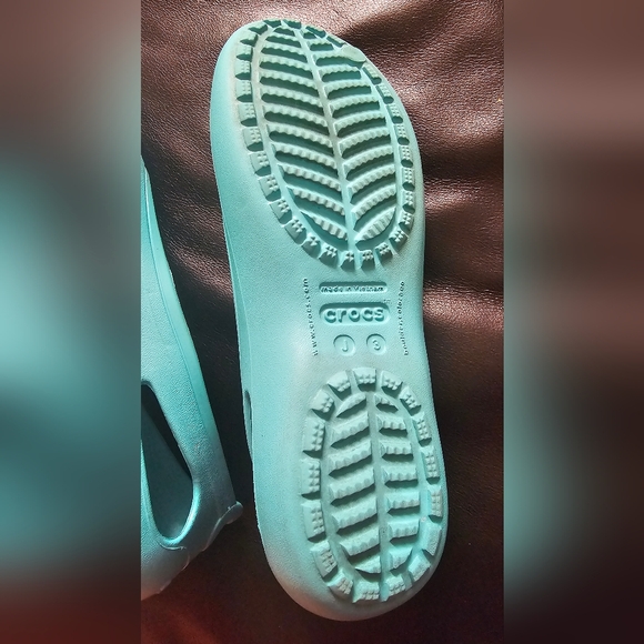 Crocs Ballet Flat Shoes Girls Kids Size J3β Kadee Slip On Comfort Teal Blue EUC - Picture 7 of 8